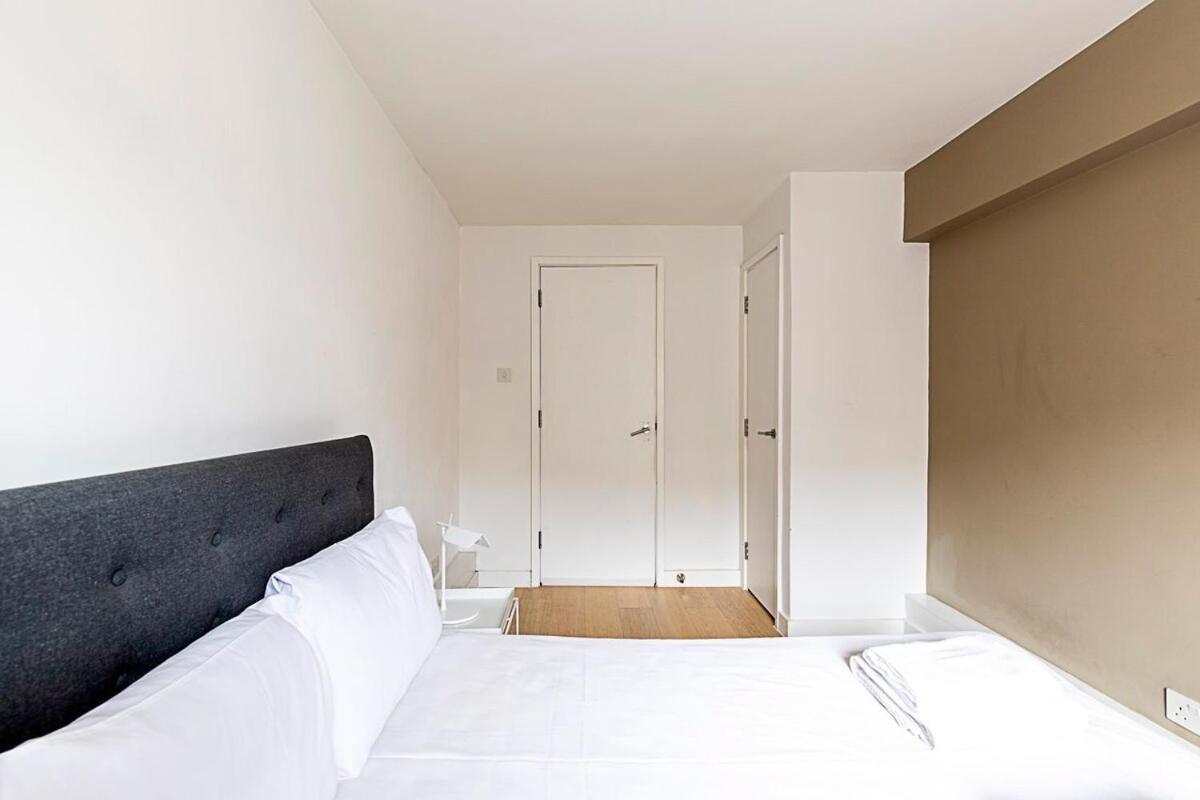 Relay Sleek In Belgravia * Londra